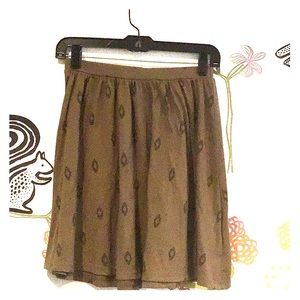 An Old Navy XS skirt
